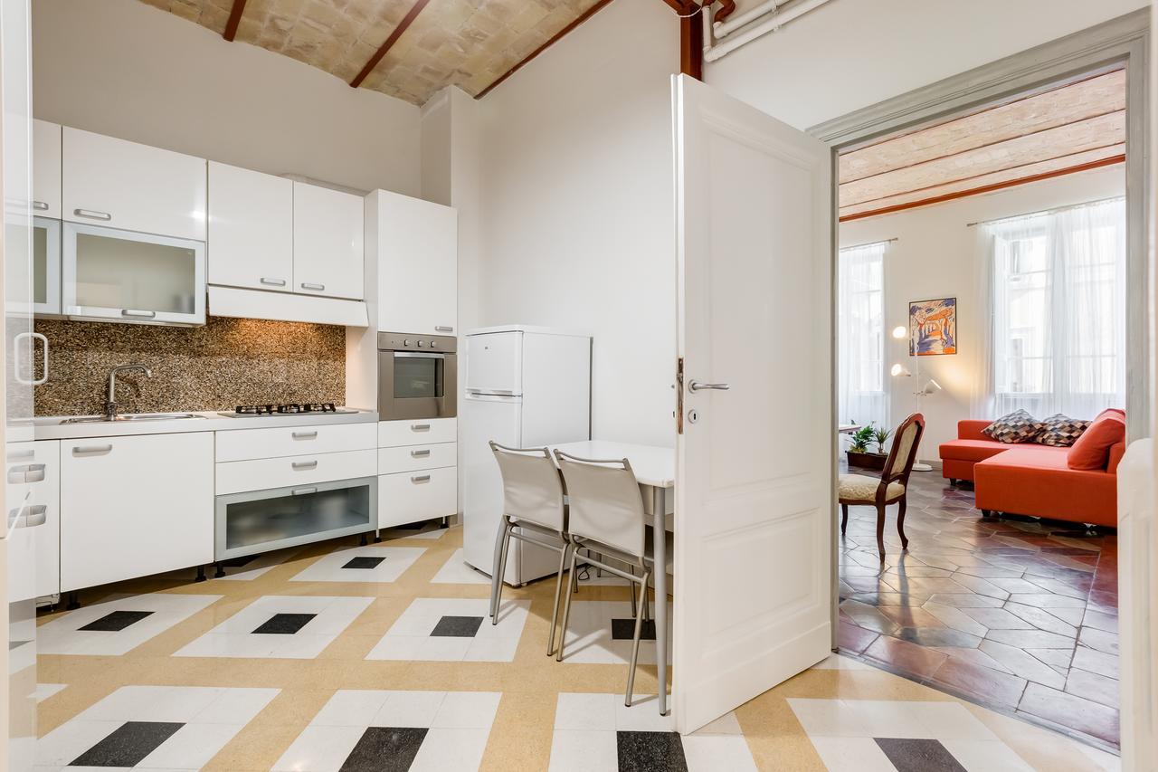 Monti Colosseum Apartment Рим Екстер'єр фото